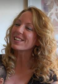 Laura Cromwell's Instagram, Twitter & Facebook