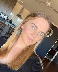 Sonja Gilbert's Instagram, Twitter & Facebook