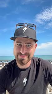 🤩Women's Fixed Gear Final Highlights🤩 Despite @selinaburch 's best  efforts, she couldn't create the gap she wanted. Similar to last year, the  race was ultimately decided in a last-lap sprint, where @moanquinn