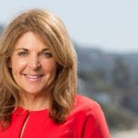 Kris Moss's Instagram, Twitter & Facebook