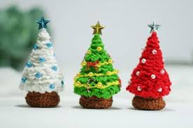 A christmas tree topper is a decoration that is placed at the top of your christmas tree during the holidays. Crochet Christmas Trees Are The Cutest Craftiest Holiday Trend