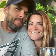 Is a dining credit necessary at Wolf Moon? Can you bring in outside food?