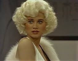 Maureen McCormick Fans Discuss Girls Onstage Performance