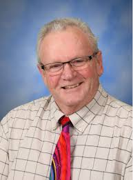 It is with a heavy heart that we announce the passing of Kennewick Police  Crime Prevention Specialist Mike Blatman due to medical issues. After  obtaining a degree in journalism from Eastern Washington