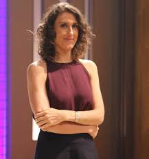 She is the 2003 world champion on the floor apparatus. Paola Carosella Ex Masterchef Grava Na Globo Apos Deixar Band
