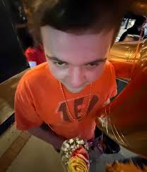 Happy 21st birthday to me!! I had the best birthday surrounded by the best  people! Special thanks to Brittany for throwing me such an unforgettable  21st!🧡🧡