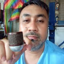 Deployed solo to Camp Mystic, he found around 200 kids “scared, terrified,  cold, having probably the worst day of their lives.” 🗣️ “I really just  relied