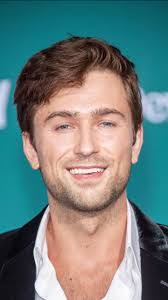 Brandon Wathen's Instagram, Twitter & Facebook