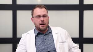 Meet Dr Rodda Phoenix | Experienced & Compassionate Dentist