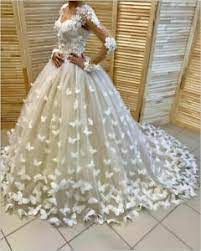 From dream wedding dresses and party outfits to perfect prom and evening dress designs, you're sure to find a fabulous style to match every occasion. Butterfly Appliques Tulle White Ivory Wedding Dress Zipper Puffy New Bridal Gown Ebay