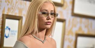 WATCH: Iggy Azalea Drops Video for 'Sally Walker'