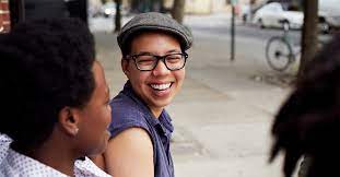 10 Ways To Be More Social, Even If You're An Introvert