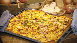 Klassischer Zwiebelkuchen Das Rezept Aus Essen Trinken Fur Jeden Tag Essen Und Trinken Essen Und Trinken Rezepte Rezept Zwiebelkuchen