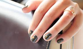 260.000 gel nail art lvl 2. Home Spa And Salon Services Manicures Updos Massages Eyelash Extensions And More Honeycombers Bali
