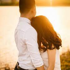 Think He Likes You More Than You Like Him These 10 Tips Will Help Keep It Casual Her World Singapore