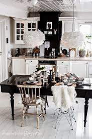 10 Striking Black Dining Tables For Your Modern Dining Room Small Apartment Dining Room Dining Table Black Modern Dining Table Black