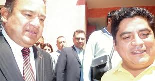 Pablo Bedolla se encuentra con José Luis Gutiérrez Cureño