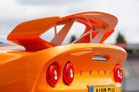 Porsche Cayman Gt4 Gegen Lotus Exige S Lotus Exige Lotus Porsche