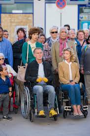 Tout le monde debout year: Bild Zu Alexandra Lamy Liebe Bringt Alles Ins Rollen Bild Alexandra Lamy Elsa Zylberstein Franck Dubosc Gerard Darmon Filmstarts De