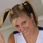 Larissa Faure's Instagram, Twitter & Facebook