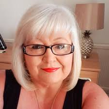 We have a 7 year old boy who is desperate to join a football team. Can  anyone tell me what teams are local? Thanks