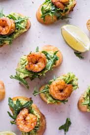Afin de ravir petits et grands, on mise sur la recette du un repas d'anniversaire sans gâteau orné des traditionnelles bougies pour le dessert ne serait pas un vrai. 1001 Astuces Pour Trouver La Meilleure Idee De Repas D Anniversaire Idee Repas Anniversaire Repas Anniversaire Idee Repas