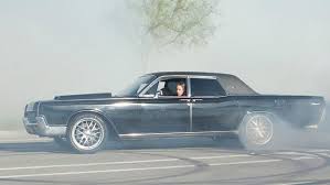 Cruising Bob S Big Boy In Dax Shepard S 650 Hp Lincoln Dax Shepard Dax Cars Usa