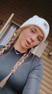 Bri Bennett (@bennettbri07)’s videos with Pretty Things