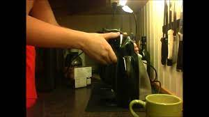 Krups dolce gusto coffee pod machine capsule needle piercing injector plate. Nescafe Dolce Gusto Instruction Demonstration Unterricht L Instruction Youtube
