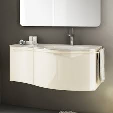 Scopri prodotti made in italy realizzati in legno e ceramica, resistenti e facili da pulire e scegli il mobile a sospensione più adatto al tuo ambiente e alle tue esigenze di spazio. Mobile Bagno Sospeso Moderno Con Lavabo In Legno Laccato Beige Gioia 1