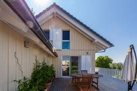 Im ganzen haus wlan verfügbar. Landhaus Mit Pferdestall Landhausstil Hauser Berlin Von Fluck Holzbau Gmbh