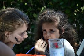 Indian Beach Sapphire Shores residents showcase artsy side