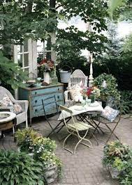 Vivre Shabby Chic Shabby Chic Colours Part Two Splendidi Giardini Garden Cottage Rifugio In Cortile