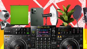 Create easy dynamic overlays for your live streams! 5 Ways To Make Your Live Stream Dj Set Stand Out Djmag Com