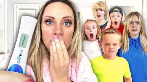 Convincing My Daughter I'm TAYLOR SWIFT! Transforming into TSwift