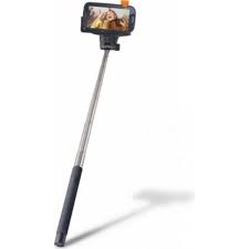 It doesn't take a lot of space in your bag and can be a great bonding tool as well. Setty Wireless Bluetooth Selfie Stick With Buit In Button Black