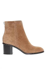 The boots are crafted in smooth leather, with tiny metal studs that add detail and speak to the brand's homage to new york urban style. Willow Heeled Ankle Boots Rag Bone Vitkac Netherlands