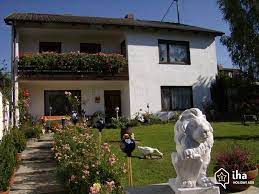 Ein wunderschöner bungalow in starnberg mit direktem seezugang, boothaus und ruderboot. Vermietung Starnberg In Einem Haus Fur Ihre Ferien Mit Iha