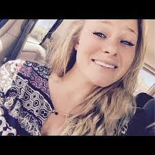 Amy Clapsaddle's Instagram, Twitter & Facebook