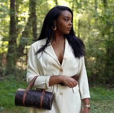 Super bass received positive reviews from music critics upon release. Black Owned Vintage Clothing Stores Surge The New York Times