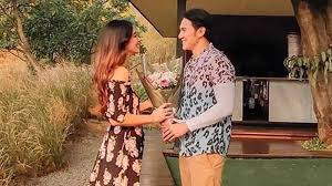Bastian (lahir di jakarta, 24 maret 1982; Deretan Selebritis Ini Dan Vino G Bastian Hanya Follow Akun Instagram Pasangannya Romantis Banget Tribunnews Com Mobile