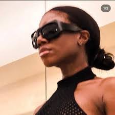 Marjorie Diamond's Instagram, Twitter & Facebook