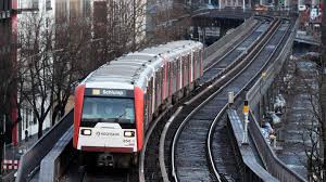 You can check the many metro trains in hamburg. Geschwindigkeits Check Hamburg Hat Die Schnellste U Bahn Deutschlands Stern De