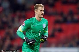 Hart amplió su contrato con el manchester city por 5 temporadas, hasta 2016, según informó el club por medio de un comunicado en su página web. Joe Hart To Miss Scotland Clash After Roy Hodgson Gives England No 1 A Break By Releasing Keeper From Squad Daily Mail Online