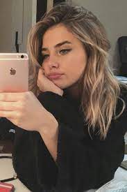 Off Campus As Pics On Twitter Brown Hair With Blonde Highlights Hair Styles Brown Blonde Hair