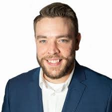 Seth Bryant's Instagram, Twitter & Facebook