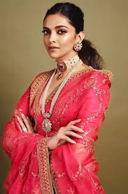 I M Sorry I Let You All Down Deepika Padukone On Losing Filmfare Award For Best Actress Ibtimes India Madhuri dixit holds the record for maximum nominations (14), followed by meena kumari (12). deepika padukone on losing filmfare