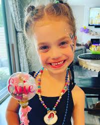 Black Ariel Beaded Necklace, Black Ariel Shell Necklace, Little Mermaid  Necklace, Disney Princess Necklace, Ariel Jewelry