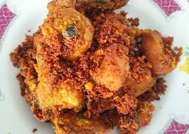 Anda bisa menggunakan ayam potong atau ayam kampung. Langkah Mudah Untuk Membuat Ayam Goreng Bumbu Kuning Ala Popoh Cea Enak Banget Kumpulan Resep Yang Enak Enak