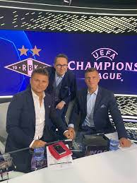 Cały turniej będzie można obejrzeć na antenach telewizji polskiej, a o szczegółowe analizy i komentarze zadbają znakomici eksperci. Tvp Sport On Twitter Nasi Eksperci Juz W Gotowosci Dzis W Studio Debiutuje Marek Citko W Klimat Przedmeczowy Wprowadzi Nas Tez Robert Podolinski A Calosc Poprowadzi Iwanskimaciej Lmtvp Tvpsport Https T Co 7m08gxdkgh
